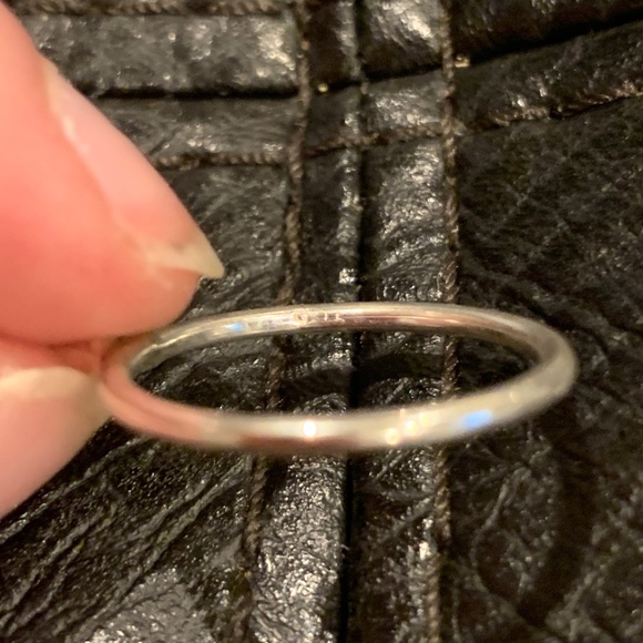 - Genuine Amethyst gemstone in 925 ring size 8 - Picture 3 of 3